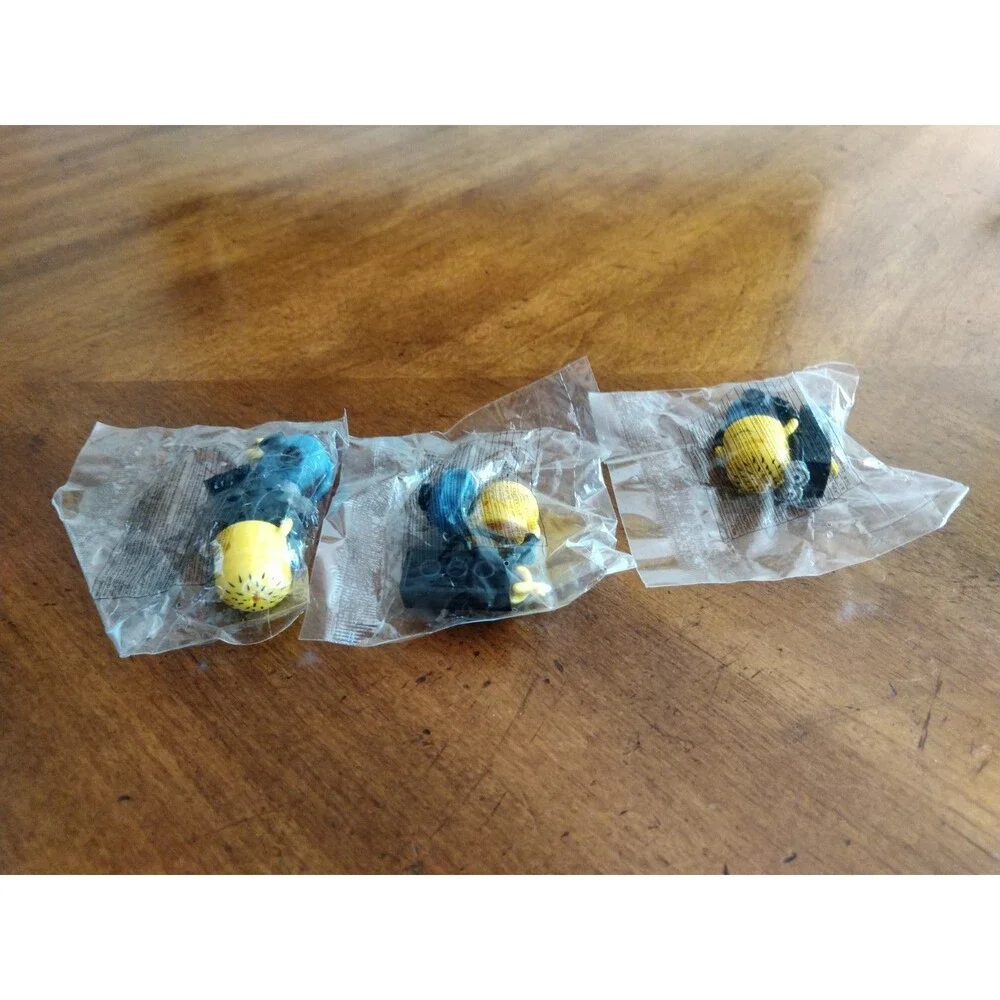 Lot of 3x New Mega Bloks Despicable Me Minifigure Series 1 Banana Minion Figure